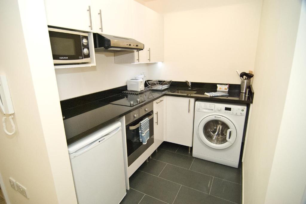 Finsbury Serviced Apartments Лондон Номер фото