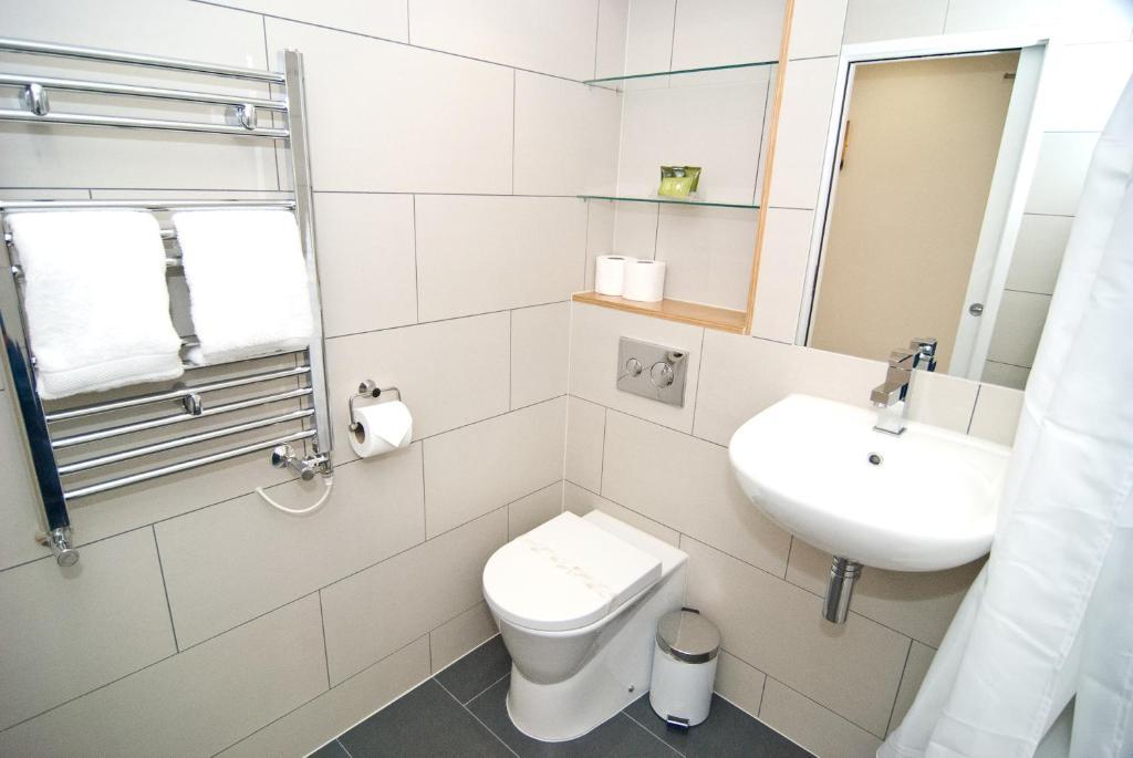 Finsbury Serviced Apartments Лондон Номер фото